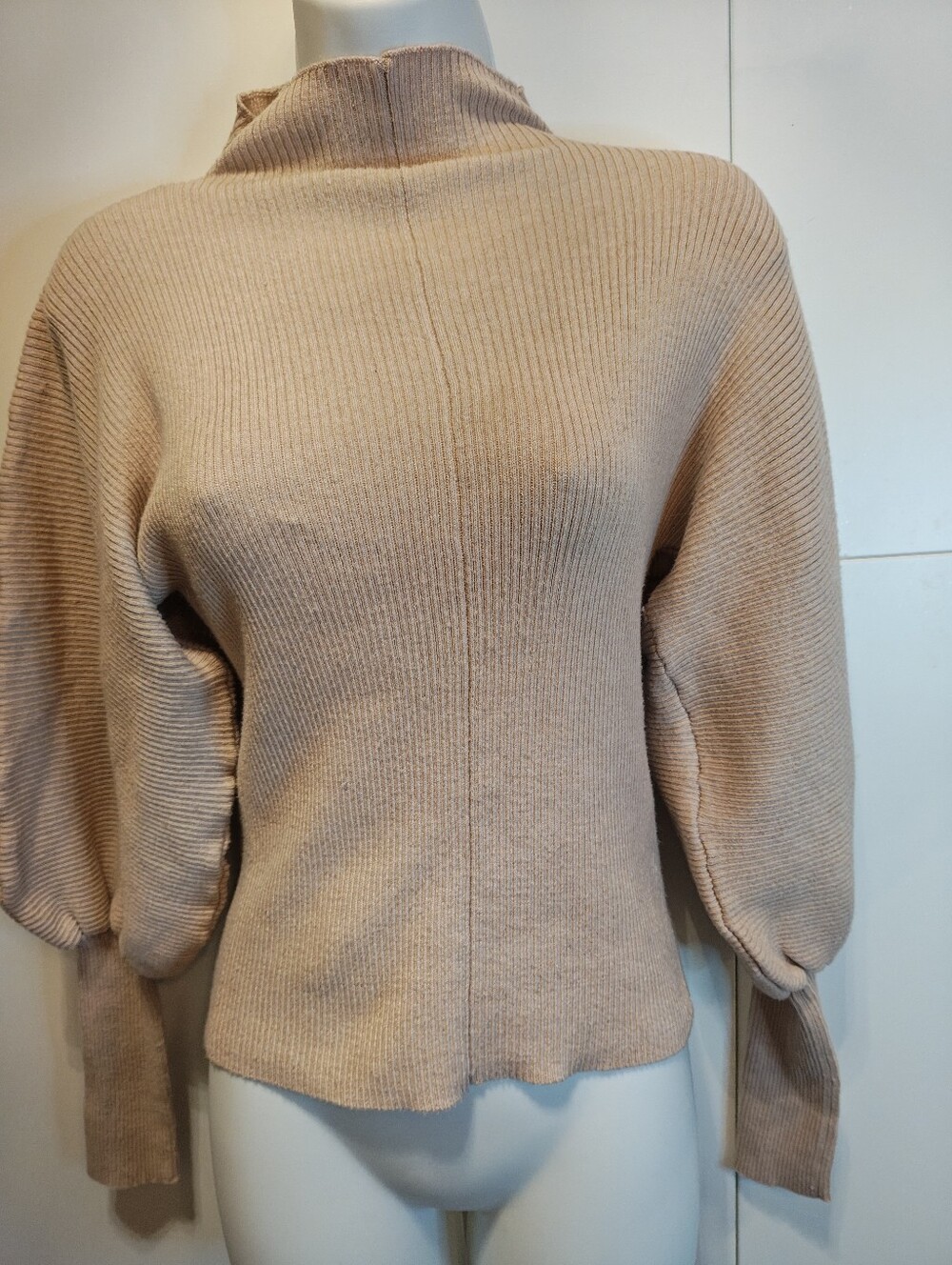 HYFVE Beige Ribbed Mock Neck Balloon Sleeve Sweater Size Large NWOT